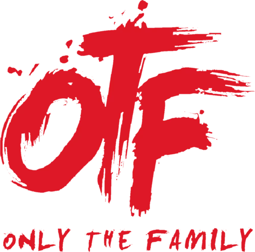 Only The Family队徽